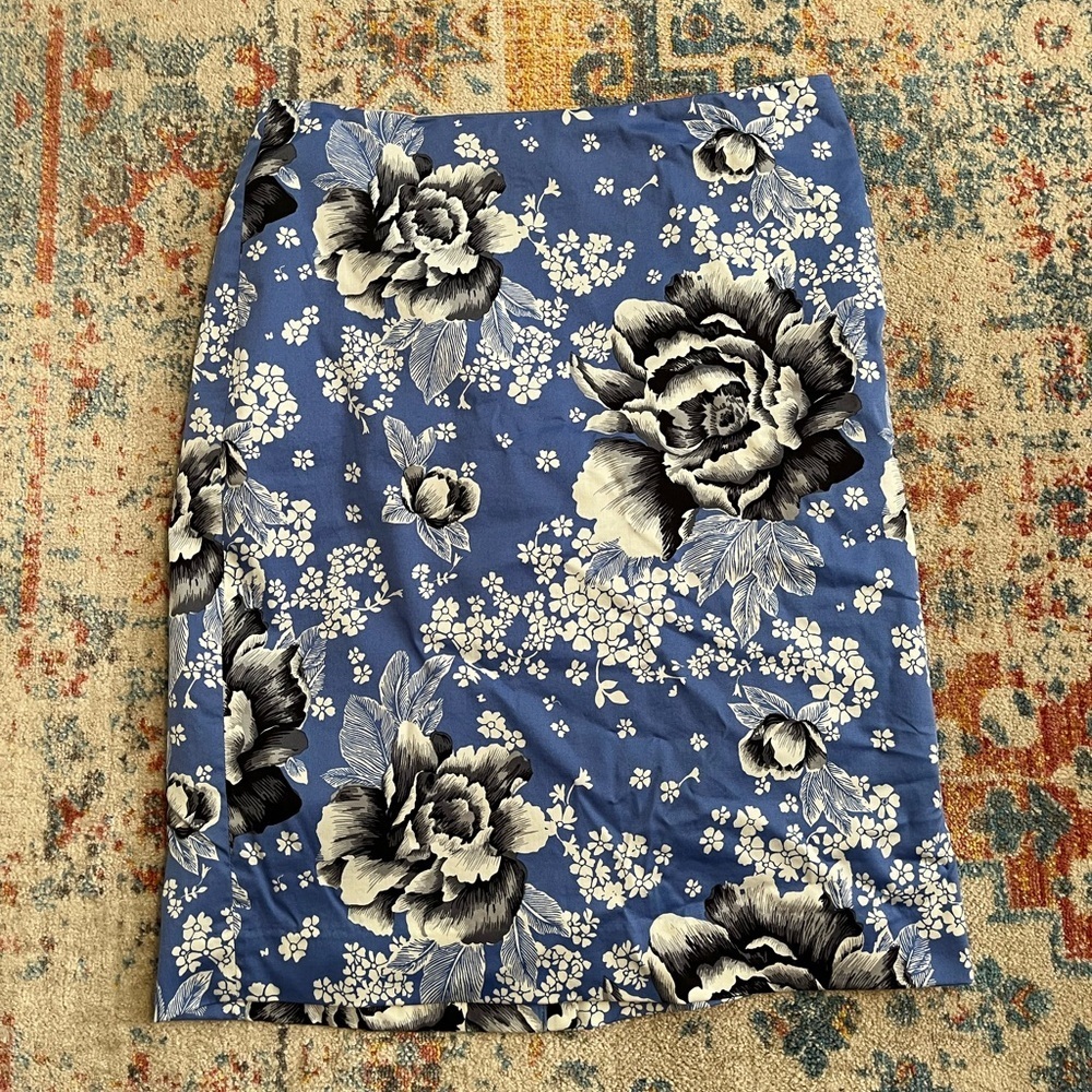 Talbots cotton rose print pencil skirt